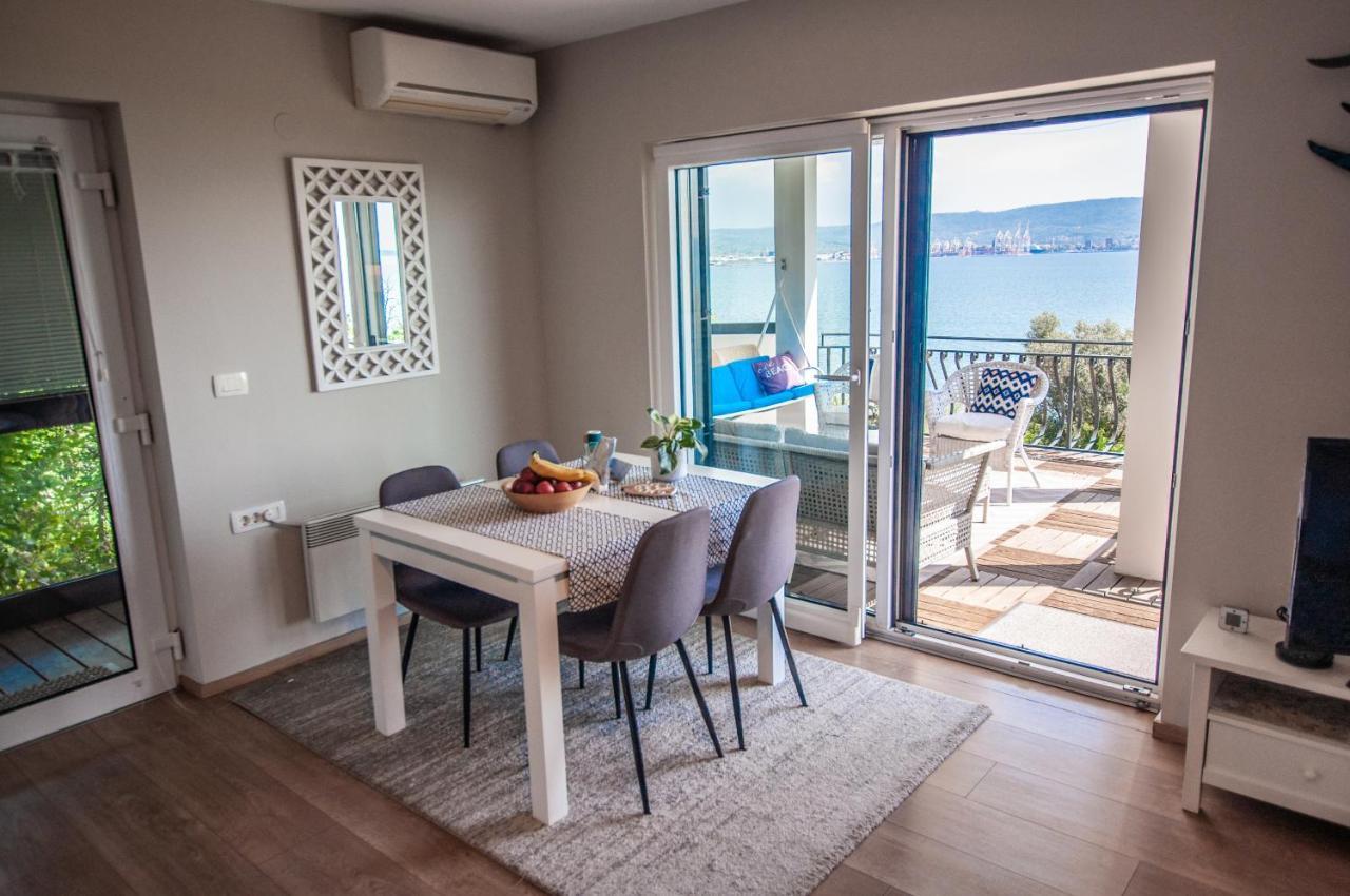 Sea View Apartments Debeli Rtic Ankaran Exterior foto